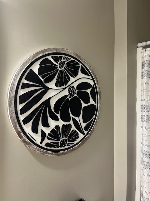 Round Abstract Floral